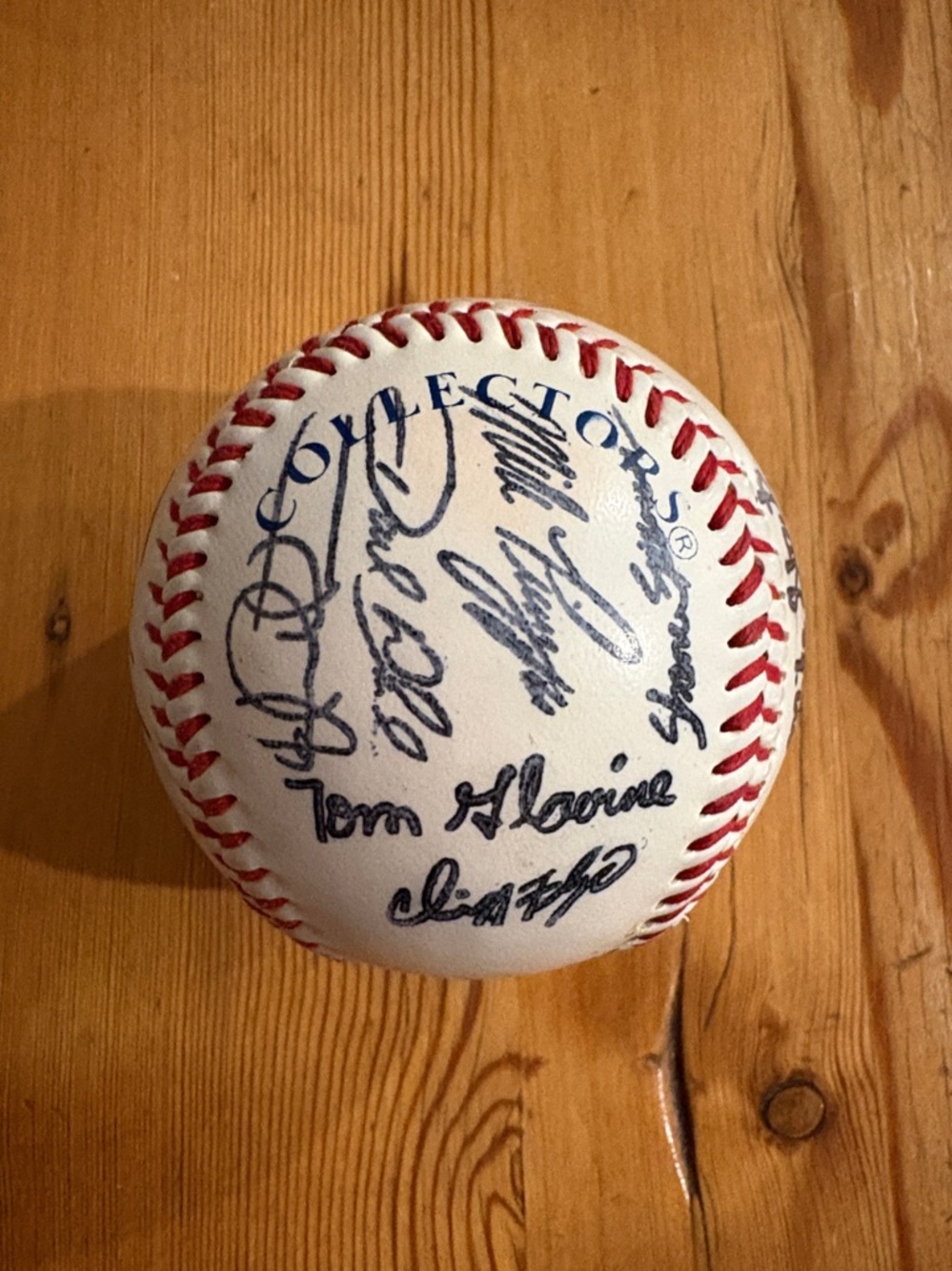 NY Mets Team facsimile signed Baseball 2005?